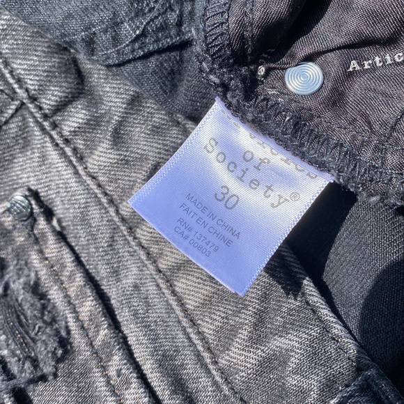 [Articles of Society] Black Cutoff Shorts - Picture 3 of 5